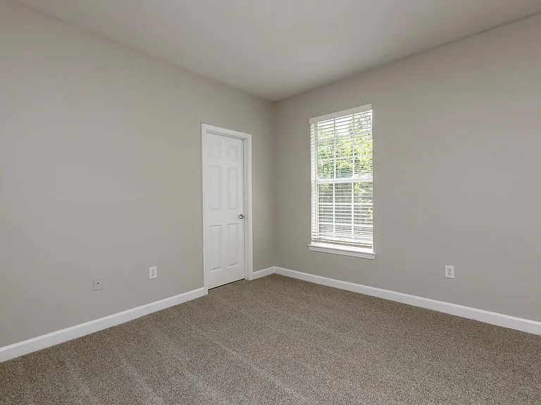 Reserve at Creekside — Photo 53