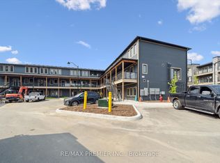 253 Crescent Bay Ln #3-105, Huntsville, ON P1H 1B9