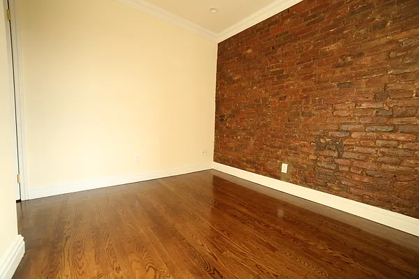 Rented by City Wide Apartments | media 6