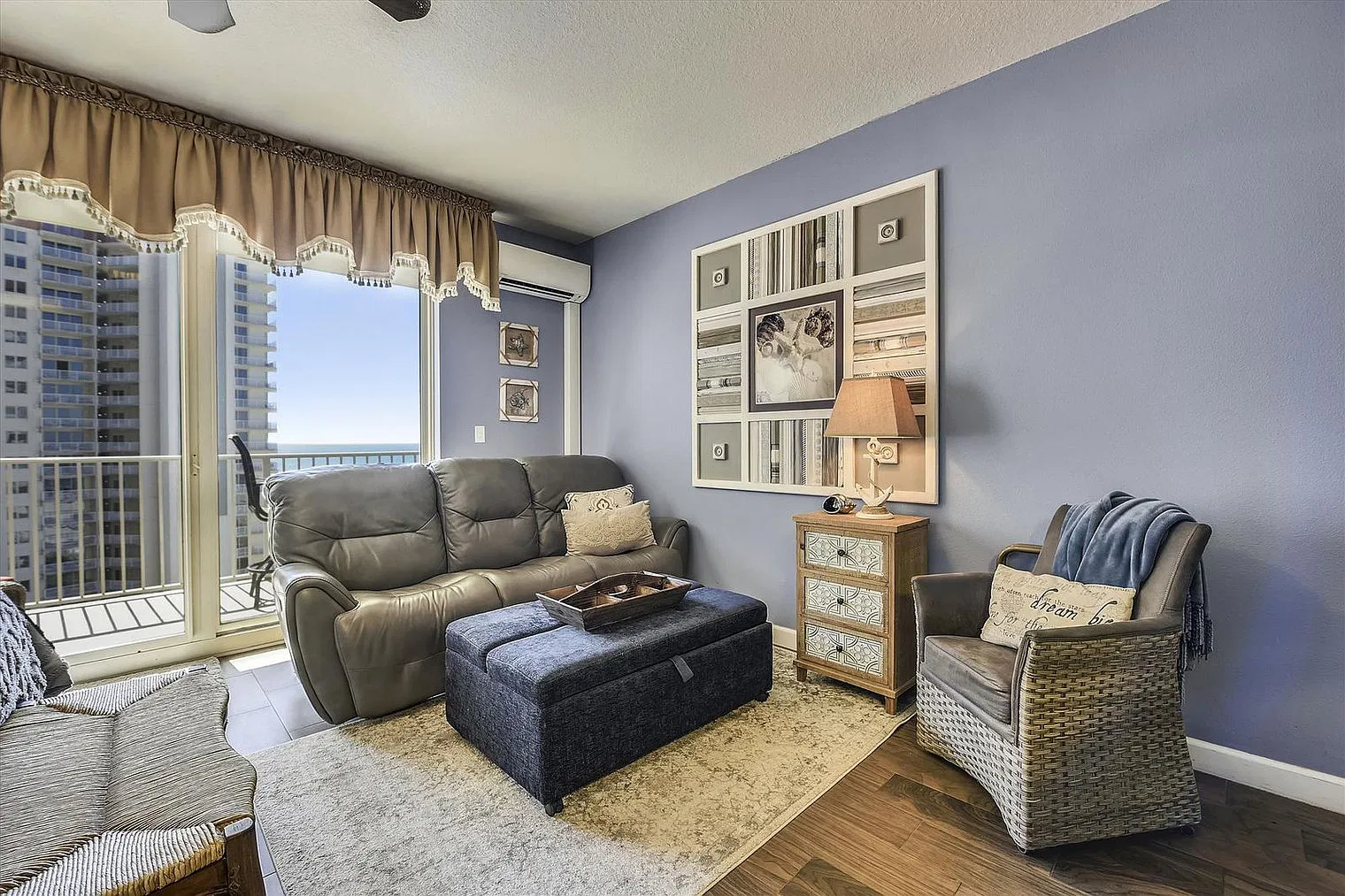 1 bed, 1.0 bath, 602 sqft, $2,625 — Photo 1