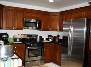 10860 Greenford Dr, San Diego, CA 92126