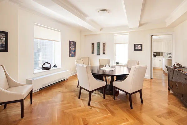 Sold by Trump International Realty | media 32