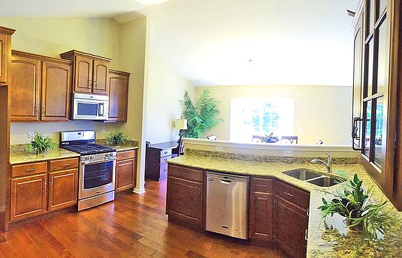 4th image of 25232 W Zoumar Dr