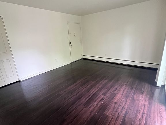 2nd image of 2646 Harrison Ave APT 4