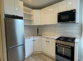 88 Wallis Ave #3B, Jersey City, NJ 07306