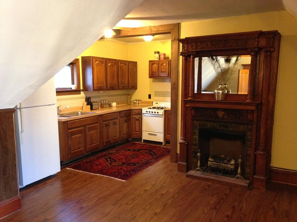Kitchen with lots of storage
