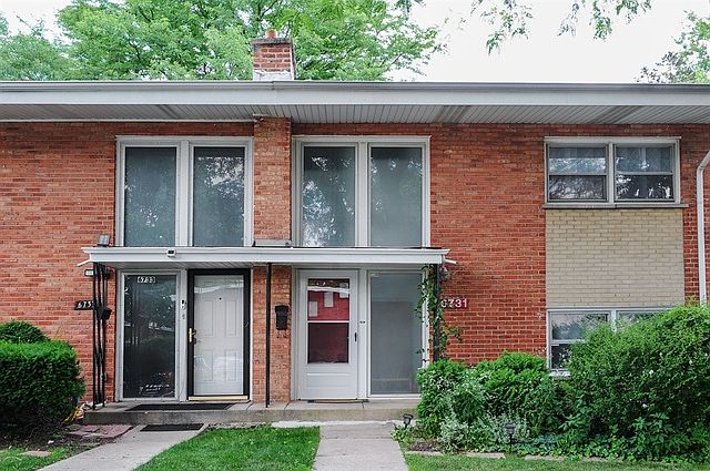 1st image of 6733 N Monticello Ave
