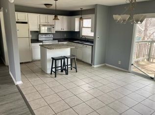 647 N Broadview Ln, Andover, KS 67002