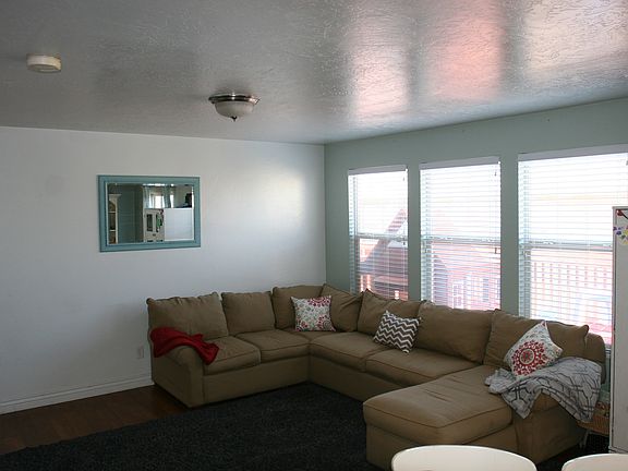 3rd image of 1277 N Lily Pad Dr