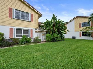 251 Seabreeze Cir, Jupiter, FL 33477