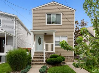 458 Packer Pl, Perth Amboy, NJ 08861