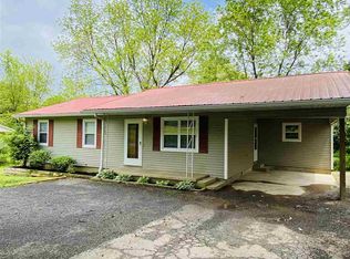134 Cedar St, Friendship, TN 38034