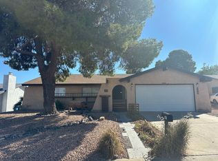 628 Hidden Valley Dr, Henderson, NV 89002