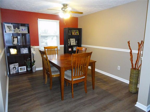 5th image of 7014 Chimney Rock Ct