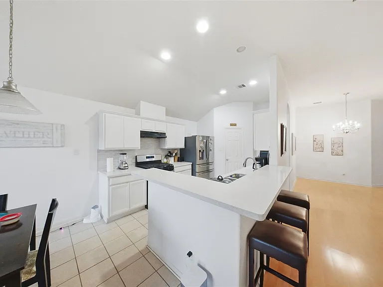 13335 Gardnerville St — Photo 9
