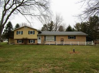 1299 Greenfield Rd, Williamston, MI 48895