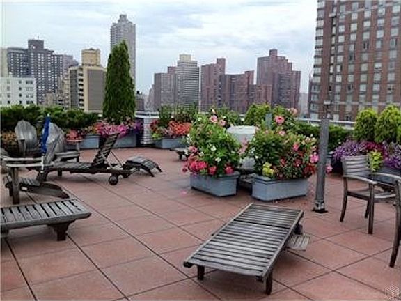 5th image of 1652 1st Ave #7H