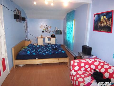 5th image of 59 White Pine Way