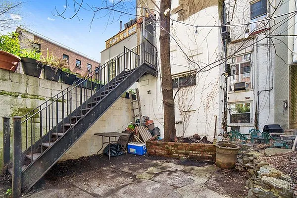 Rented by Halstead Real Estate | media 17