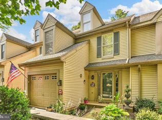 96 Hawk Valley Ln, Denver, PA 17517