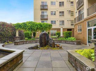Belle Arts, Bellevue, WA 98004