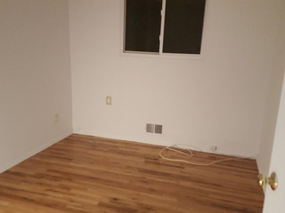 5th image of 112 Mulberry Cir