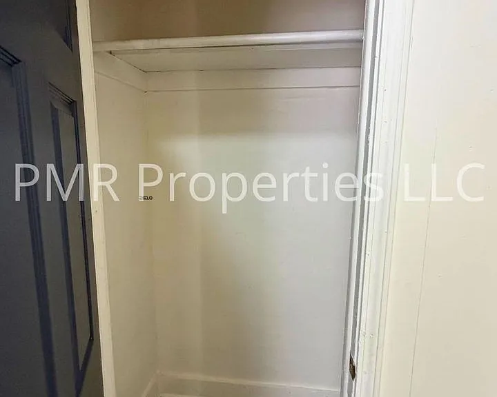 1805 Mitchell Ave — Photo 7