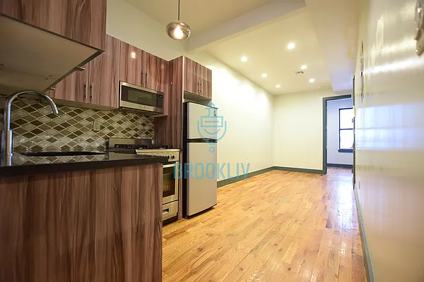 Rented by null | media 29