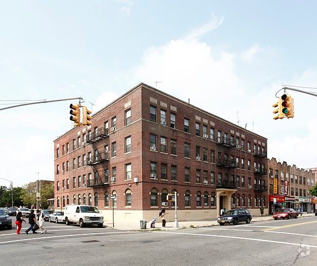 1st image of 8420 20th Ave APT A6