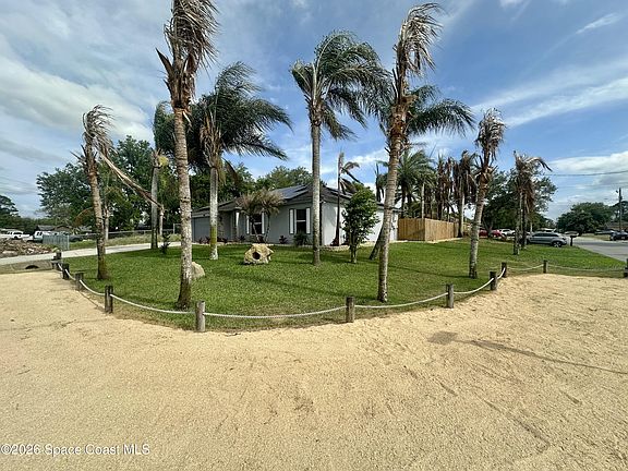 5th image of 5525 Fairbridge St