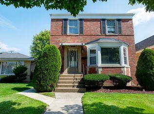9517 S Springfield Ave, Evergreen Park, IL 60805