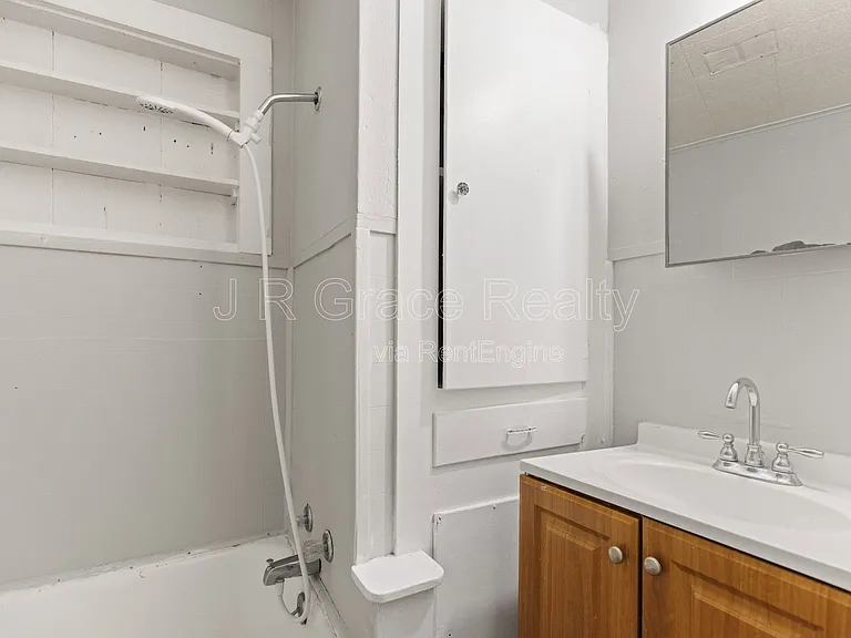 802 W Navasota St — Photo 13