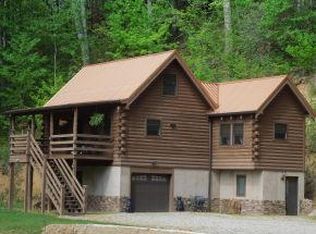 224 Black Bear Rdg, Roan Mountain, TN 37687