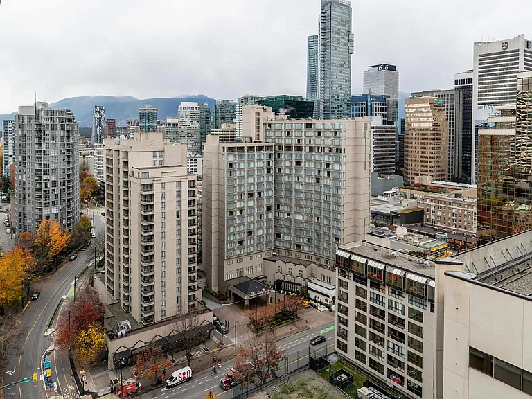938 Smithe St #2117 — Photo 20