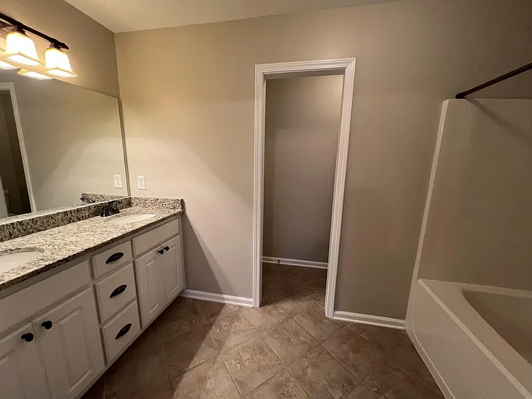 150 The Preserve Dr #1-C5 — Photo 14