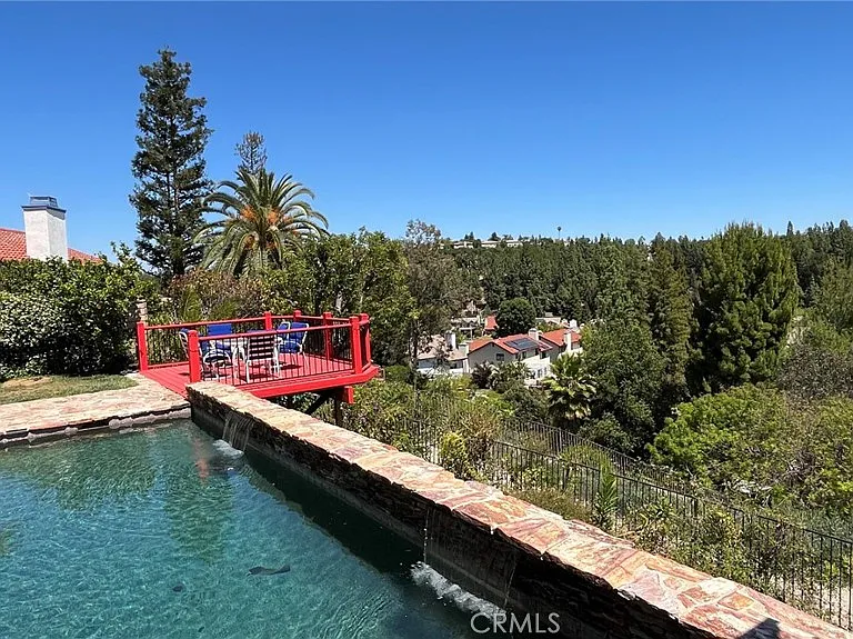 24574 Indian Hill Ln — Photo 22