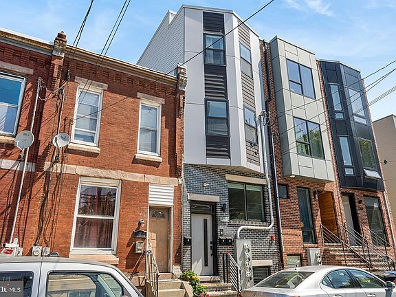 2nd image of 2713 W Jefferson St #2