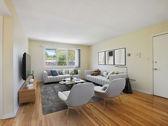 4th image of 10107 Old Orchard Ct APT 3B