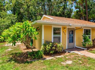 4613 Summerwind Dr #7, Sarasota, FL 34234