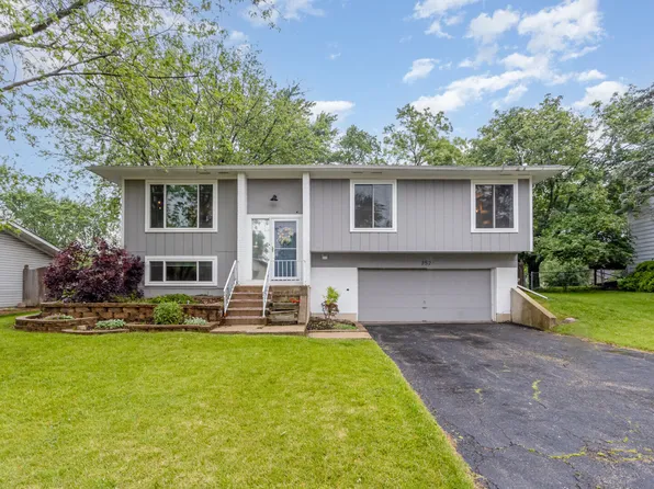 352 Falcon Ridge Way, Bolingbrook, IL 60440