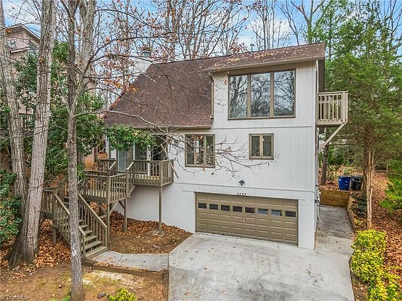 2nd image of 2625 Merry Oaks Trl