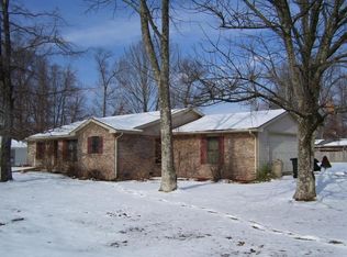 45 Long St, North Vernon, IN 47265