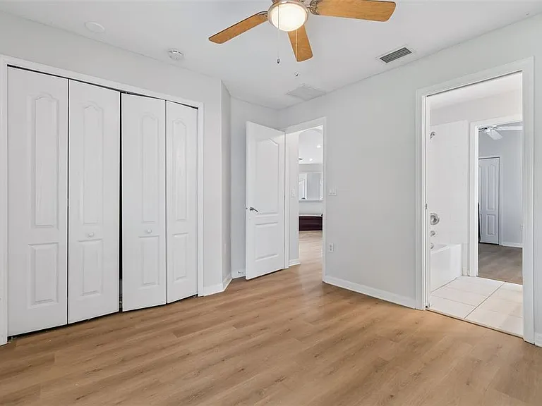 2222 Roanoke Springs Dr — Photo 20