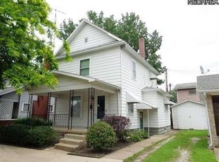 215 2nd St SE, New Philadelphia, OH 44663
