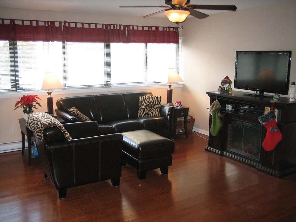 1st image of 303 E Park Ave APT 4