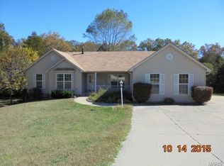 240 Pin Oaks Dr, Dittmer, MO 63023