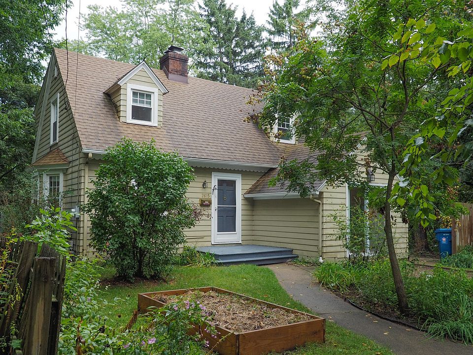 2615 Outlook St-101