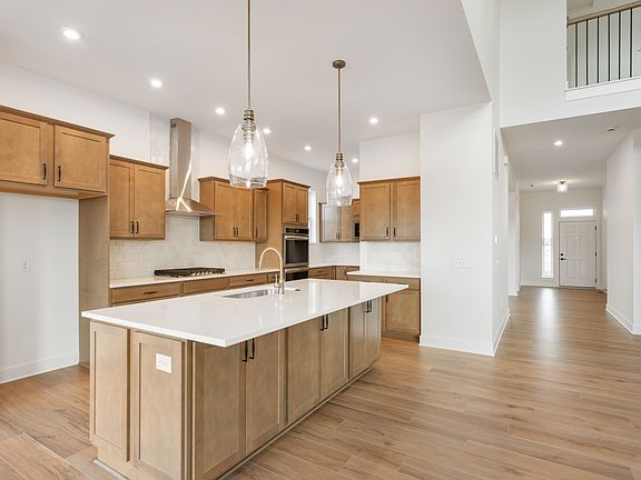4th image of 770 Leila Mae Ln