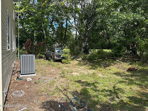 3rd image of 8 Western Drive