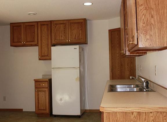 5th image of 900 73rd Way N
